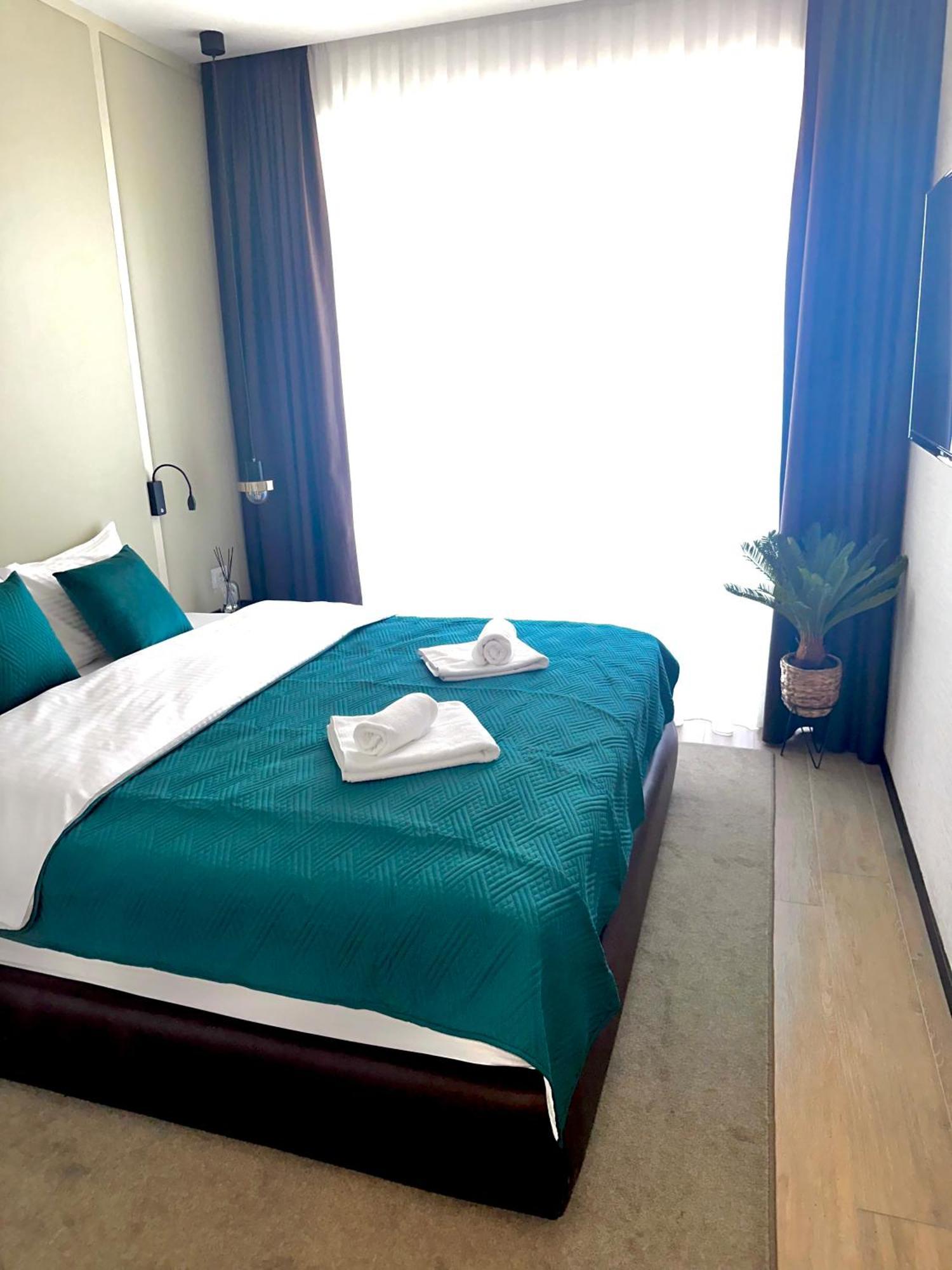 Green Stone Apartments Hotel Rafajlovići Kültér fotó